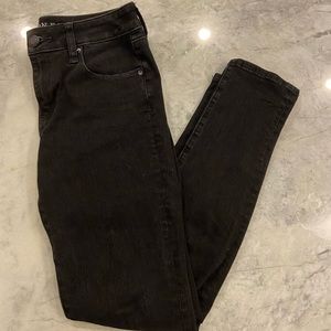 Black American Eagle 360 Super stretch Size 4!!